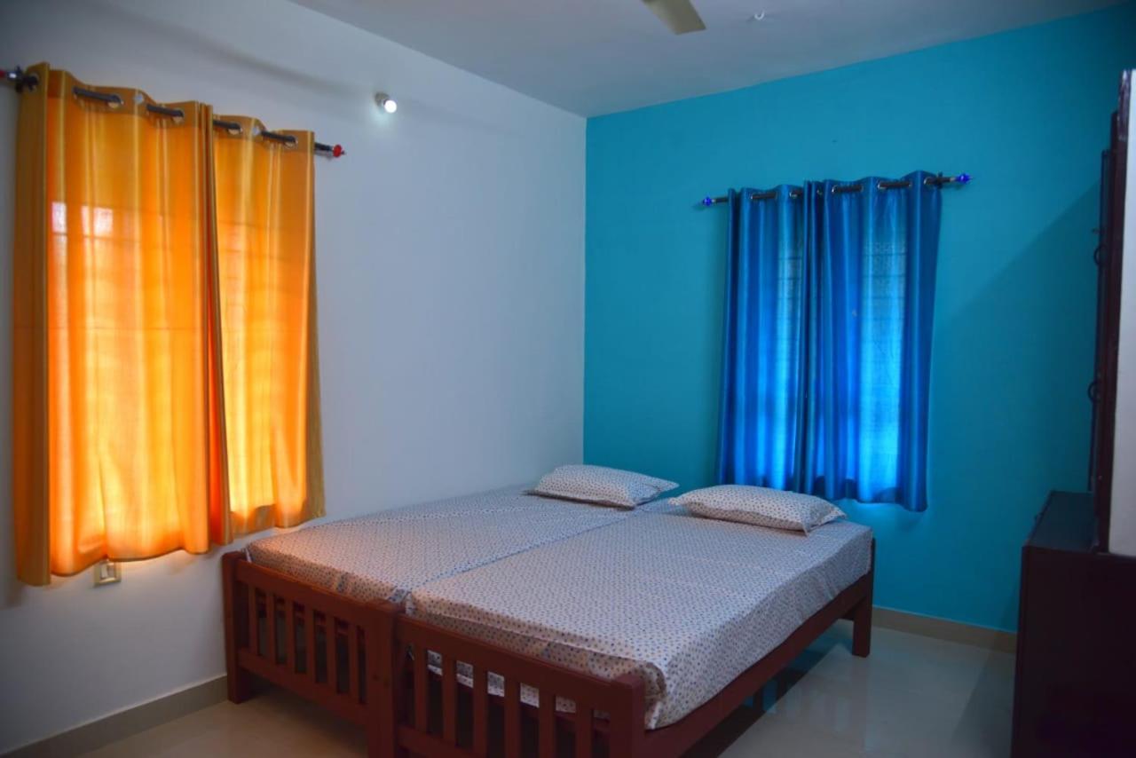 Aqua Green Home Stay Munroe Island Buitenkant foto